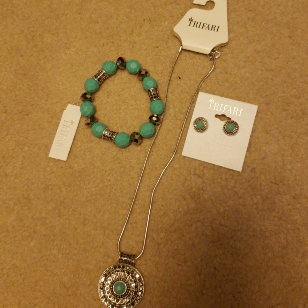 Trifari Necklace, Bracelet and Earring Trio